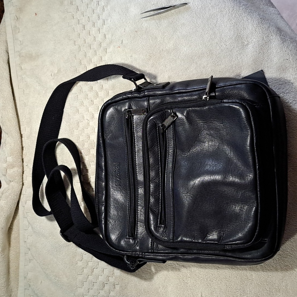 Kenneth Cole